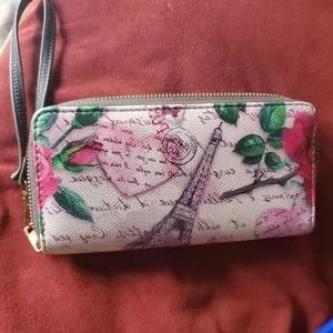 美品 Coach Maggie Madison Pink Floral Hobo Coach Madison Floral Embroidered 'Maggie' Shoulder Handbag